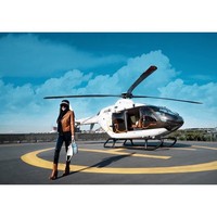 Keliling Tokyo dengan helikopter Hermes, Syahrini tentunya juga ditemani barang-barang Hermes miliknya. Dia tampak menenteng tas Hermes Birkin Niloticus Himalayan Crocodile Palladium. Tasnya itu berharga Rp 1,9 miliar. Pelantun Sesuatu itu juga memakai ankle boots Hermes seharga US$ 2.225 atau sekitar Rp 30 juta. Foto: Instagram