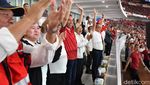 Tangan ke Atas, Begini Gaya Jokowi Rayakan Gol Indonesia vs Islandia