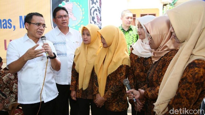 50 Sarjana Muda Diajak Mengajar di Pelosok Desa Banyuwangi, Tertarik?