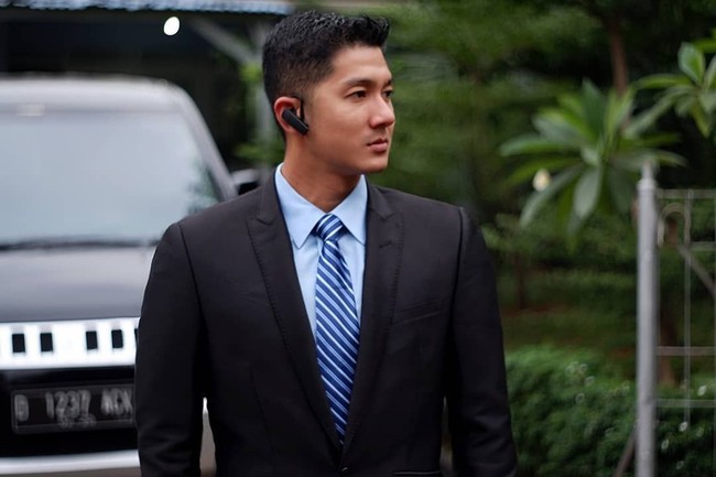 Wajah Dhuha ini pun memang terlihat kharismatik, gagah, dan tegas. Foto: Instagram