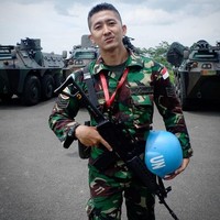 Memiliki nama lengkap Dhuha Yuu Al Fatih, pesona TNI angkatan udara ini mampu memikat hati banyak wanita. Foto: Instagram