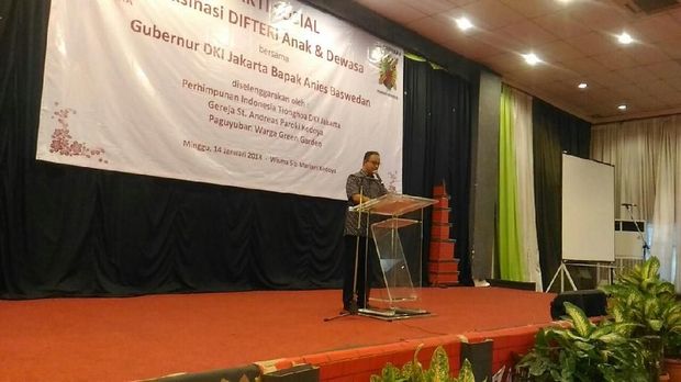 Anies Hadiri Vaksinasi Difteri Perhimpunan Indonesia-Tionghoa