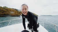 Lewat akun Instagram pribadinya, Putri Marino beberapa kali memperlihatkan aktivitas diving-nya. Foto: Instagram @putrimarino