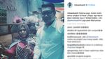 Pose Bareng Penjual Semur Jengkol Bercelemek LV, Ridwan Kamil Ledek Syahrini