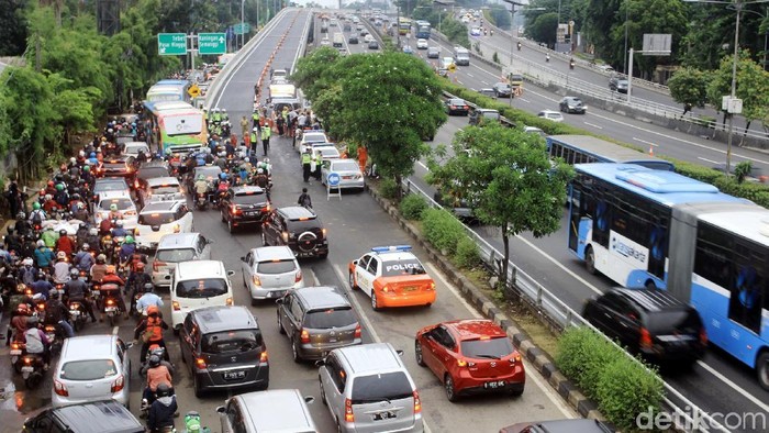 Flyover Pancoran Tak Perlu Sertifikat, Ini Penjelasan PU
