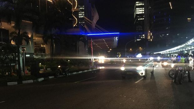 Jalan Dibuka, Lalin di SCBD Pasca Selasar BEI Ambruk Kembali Normal