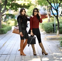 Saat liburan di Seoul, Korea Selatan, Nia Ramadhani dan anggota Girl Squad lainnya, Theresa Wienathan, tampak stylish dengan Hermes. Nia membawa tas Hermes Kelly berwarna cokelat. Sedangkan There menenteng tas Hermes Herbag berwarna hitam. Foto: Instagram