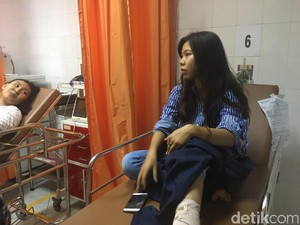 Cerita Mahasiswi di Selasar BEI: Naik Tangga Cari Ruangan, Tiba-tiba Bruk