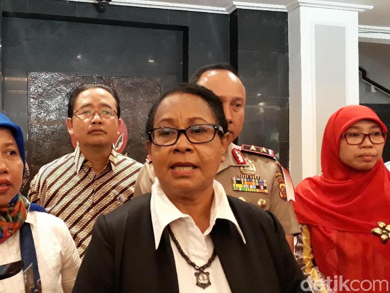 Menteri Yohana: Pelaku Jalani Pidana Dulu, Lalu Suntik Kebiri Menteri Yohana: Pelaku Jalani Pidana Dulu, Lalu Suntik Kebiri