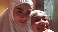 Bicara penampilannya kini, Cinta Penelope memang pernah mengungkapkan dulu ingin secepatnya berjilbab. Foto: Instagram/cinta_princess_penelope