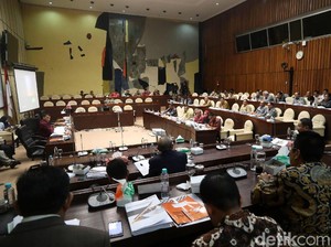 Komisi II DPR Sepakat Istilah Verifikasi Faktual Parpol Dihapus