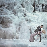 Pasangan yang berbahagia ini pun berencana akan mengucap janji suci pernikahan pada Mei nanti. Foto: Facebook