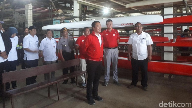Menpora Tinjau Pelatnas Dayung Asian Games 2018 Menpora Tinjau Pelatnas Dayung Asian Games 2018