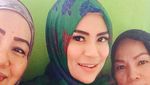 Dulu Seksinya Brutal, Kini Cinta Penelope Berhijab