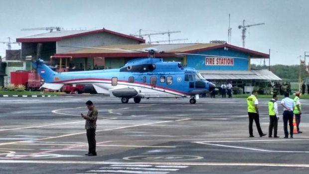 Heli super puma yang akan antar Jokowi ke Pekalongan.