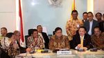 Bamsoet Ketua DPR: dari Dasi Kuning hingga Salah Ucap Sumpah