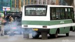 Melihat Kepulan Asap Metro Mini dan Kopaja yang Hampir Mati