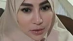 Dulu Seksinya Brutal, Kini Cinta Penelope Berhijab