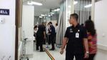 Foto: Korban Ambruknya Selasar Tower II BEI di RS Siloam