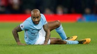 Dengan berat badan 78 kilogram dan tinggi 174 sentimeter, Fabian Delph menempati urutan keempat dengan indeks massa tubuh 25,76 kg/m2. Foto: Carl Recine/Action Images via Reuters