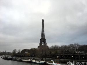 Klaim Paris Fashion Week Padahal Paris Fashion Show Dinilai Demi Viral
