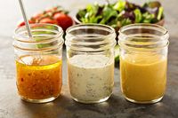 Mau Meracik Salad yang Sehat? Ikuti 5 Tips Ahli Nutrisi Ini