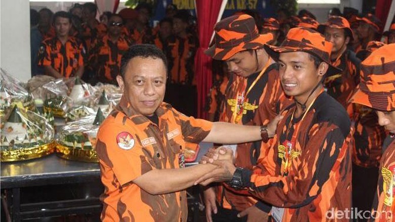Sekretaris Ormas PP Surabaya Serukan Kader Mundur dari Gerindra Sekretaris Ormas PP Surabaya Serukan Kader Mundur dari Gerindra