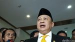 Bamsoet Ketua DPR: dari Dasi Kuning hingga Salah Ucap Sumpah Bamsoet Ketua DPR: dari Dasi Kuning hingga Salah Ucap Sumpah