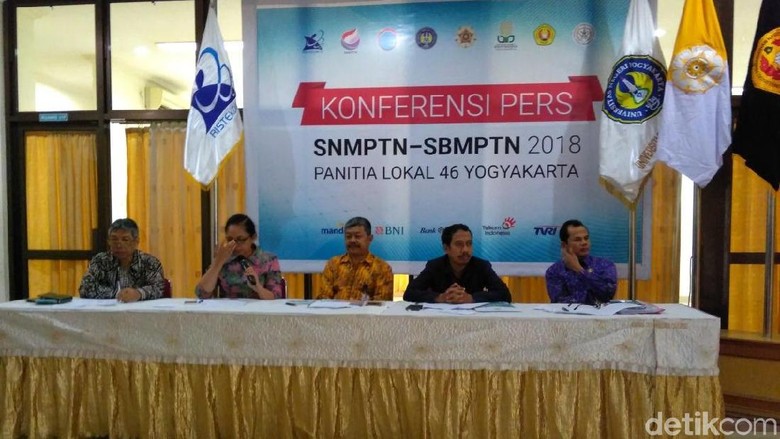 Kuota SNMPTN 2018 5 PTN di Yogyakarta Capai 5.165 Kursi Kuota SNMPTN 2018 5 PTN di Yogyakarta Capai 5.165 Kursi