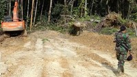 Konstruksi jalan tersebut nantinya akan dilengkapi drainase-drainase jalan pada kiri kanan jalan di titik-titik tertentu. Dok PUPR/Ditjen Bina Marga.