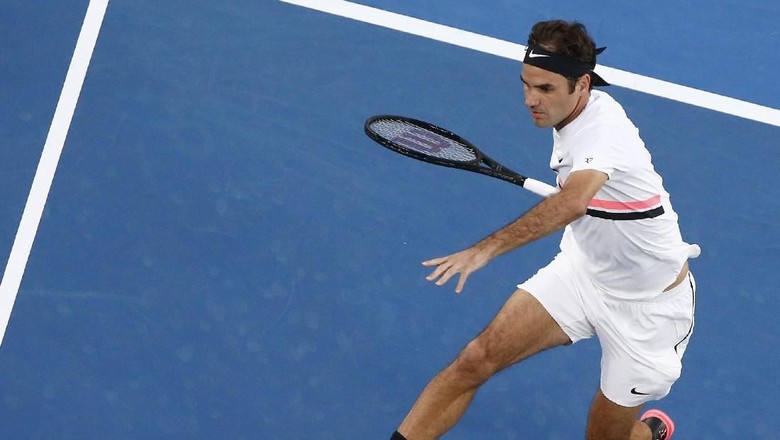 Federer Lewati Rintangan Pertama Federer Lewati Rintangan Pertama