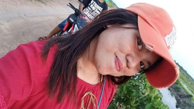Foto: Senyum Novi, Sang Mantan yang Bikin Pria Pingsan di Pernikahan