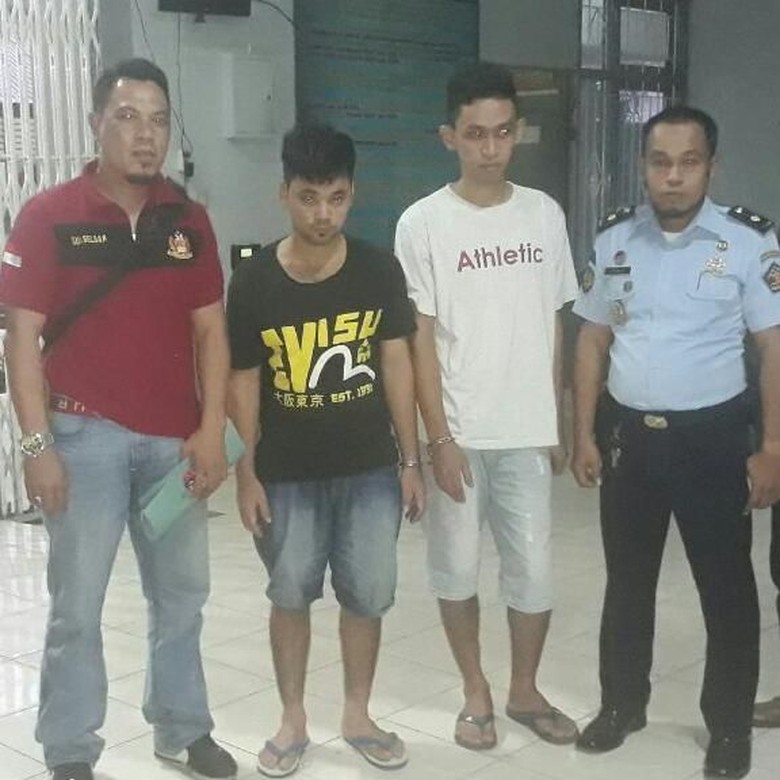 Sipir Tangkal 2 Napi Pencurian yang Bawa 13 Paket Sabu ke LP Sipir Tangkal 2 Napi Pencurian yang Bawa 13 Paket Sabu ke LP