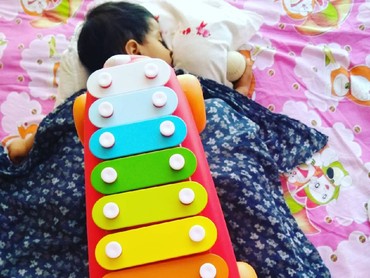 Bayi-bayi Ini Lucu Banget Pakai Kostum dari Buah dan Aneka 