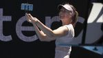 Ademnya Senyum Sharapova di Bawah Terik Matahari Melbourne