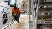 Sebagai informasi, LRT Jabodebek ditargetkan beroperasi pada Mei 2019 mendatang.