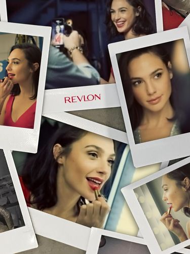 Gal Gadot Jadi Brand Ambassador Terbaru Revlon