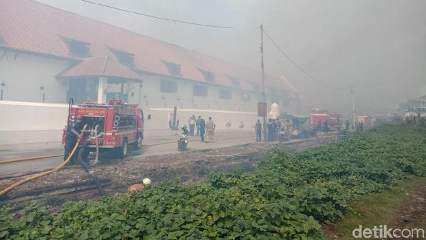 Museum Bahari terbakar