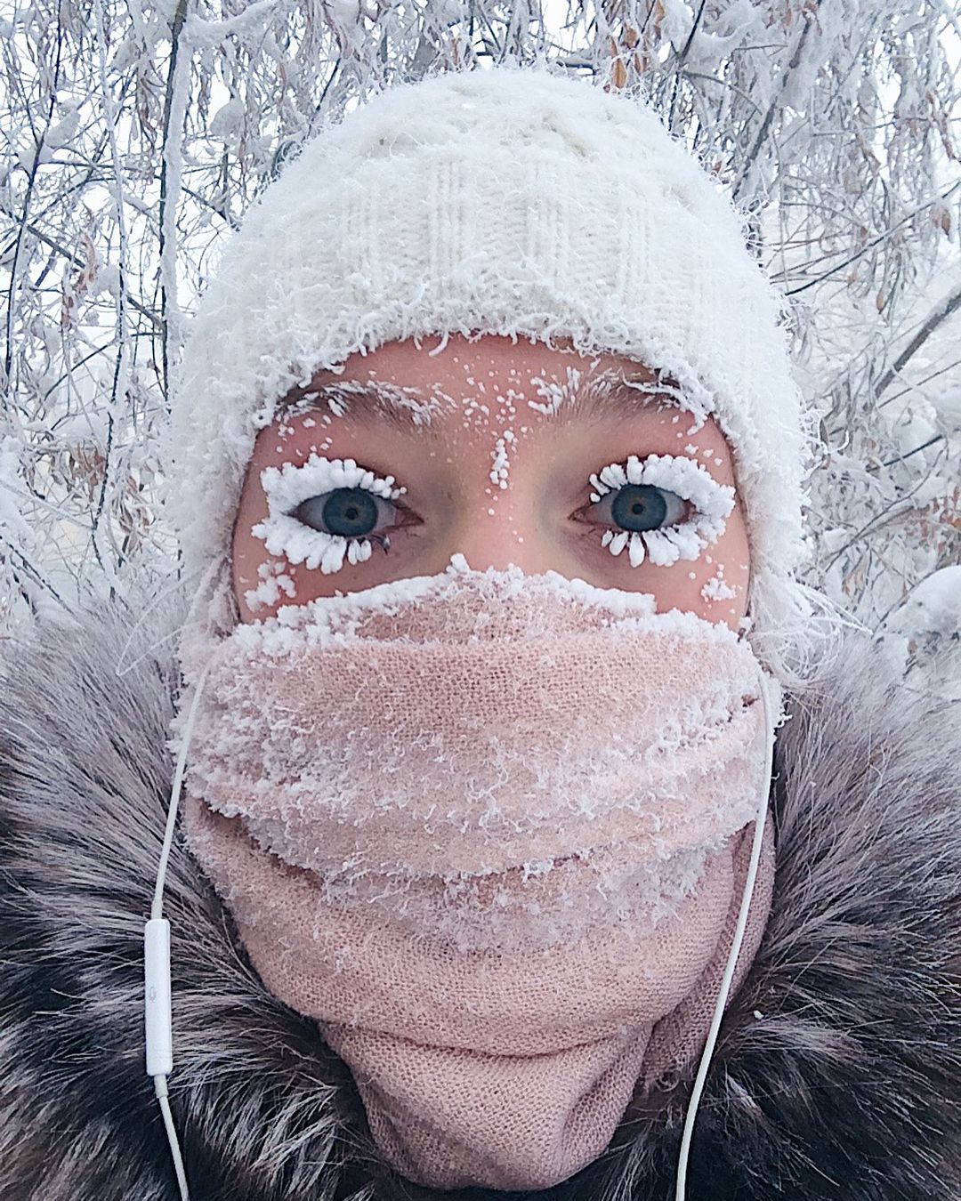 Bulu mata warga Oymyakon pun sampai membeku saking dinginnya