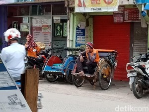 Ketua DPRD DKI akan Tolak Revisi Perda yang Bolehkan Becak Operasi
