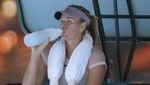 Ademnya Senyum Sharapova di Bawah Terik Matahari Melbourne