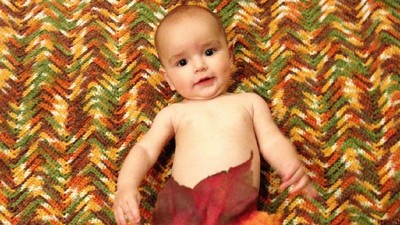 Bayi-bayi Ini Lucu Banget Pakai Kostum dari Buah dan Aneka Makanan