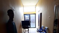 Ruang nonton para atlet putra yang berada di lorong kamar tempat tinggal atlet rowing. Mercy Raya/detikcom.