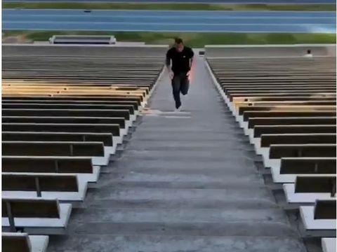 Kunci Tubuh Seksi JLo: Lari Naik Tangga, Yuk Dicoba