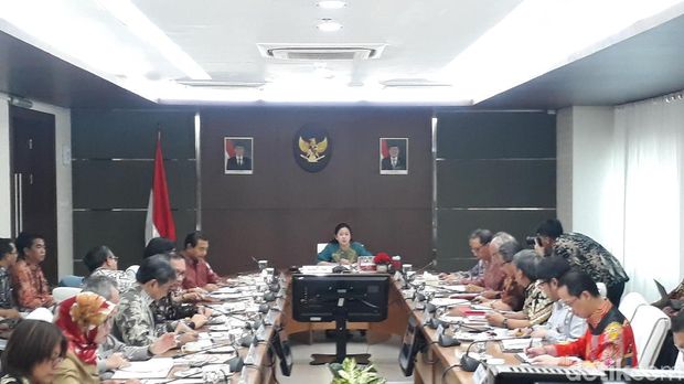Darmin, Puan dan Menteri Ekonomi Kumpul Bahas Bantuan Sosial