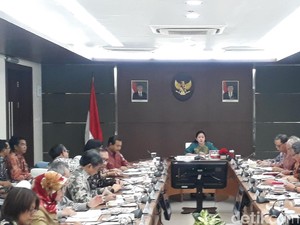 Penerima Bansos di Awal Tahun Diperluas Jadi 3,8 Juta Keluarga