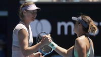 Membukukan 22 winner, Sharapova menghentikan perlawanan Tatjana Maria dua set langsung 6-1, 6-4. Foto: Issei Kato/Reuters