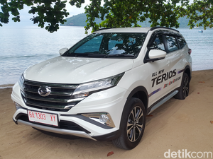 Uji Ketangguhan All New Terios di Tanah Minang
