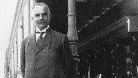 Perusahaan tas Bvlgari didirikan oleh Voulgaris Sotirios pada 1884. Huruf V dalam nama merek itu berasal dari abjad latin klasik yang berarti U. (sumber foto: Ganzo).