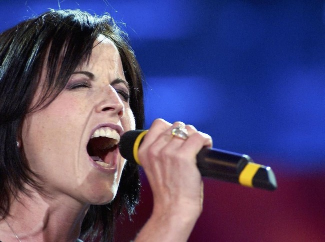 Seperti Dolores The Cranberries, Artis-artis Ini Juga Mengidap Bipolar